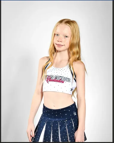 ariah_charlotte14 Instagram post about Football apparel