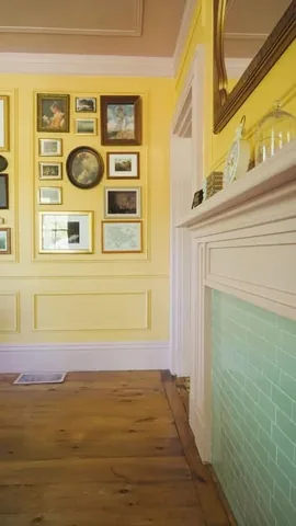 arielbissett Instagram post about Peel and stick tile installation