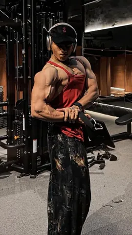 aryan.kandari.fitness Instagram post about Back bodybuilding training