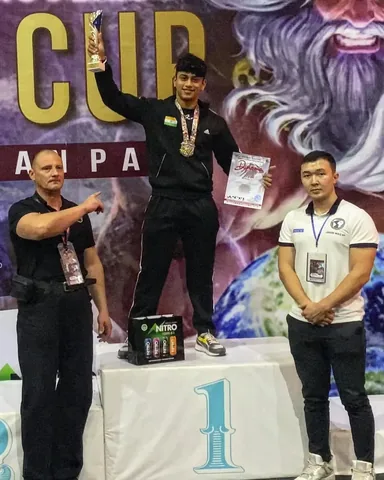aryan.kandari.fitness Instagram post about Strength sports achievement