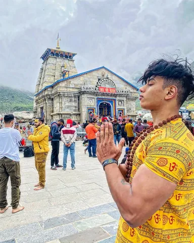 aryan.kandari.fitness Instagram post about Devotion