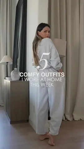 ashbrooke Instagram post about Loungewear styling