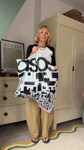 ashley.dainty Instagram post about Trouser try on