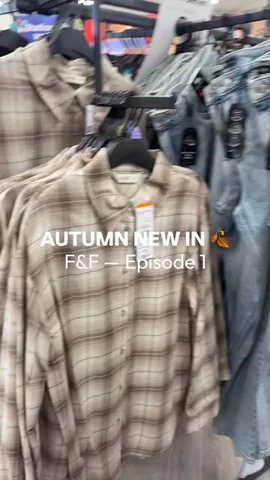 ashley.dainty Instagram post about Autumn fashion shopping
