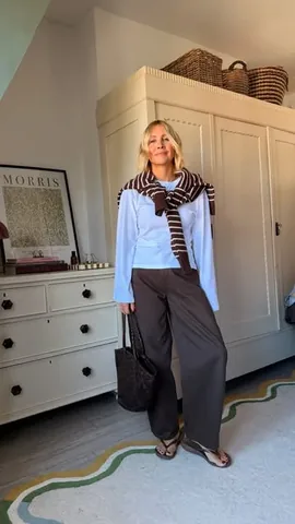 ashley.dainty Instagram post about Autumn fashion