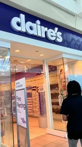 asiaschannel Instagram post about Claire’s shopping haul