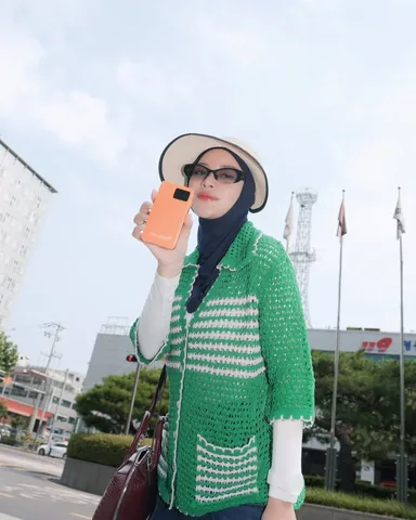 aurelie.hermansyah Instagram post about Travel internet service