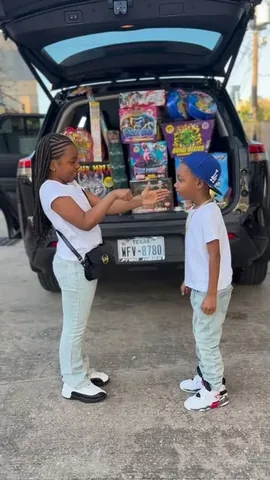 avahbennett Instagram post about New Year’s Eve celebration