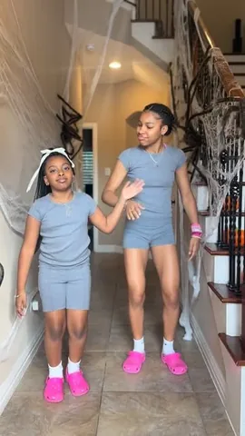 avahbennett Instagram post about Affectionate relationship