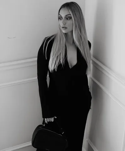 baileyttaylor Instagram post about Fashion brand
