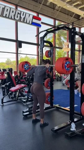 bakharnabieva Instagram post about Weightlifting