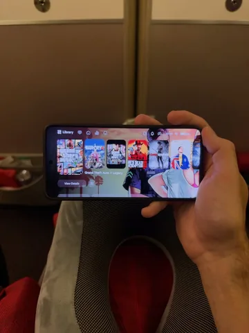 bengeskin Instagram post about Mobile gaming setups