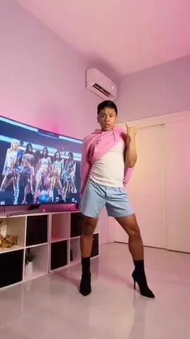 besperon Instagram post about KATSEYE dance performance