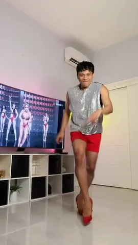 besperon Instagram post about Miss Thailand dance reaction