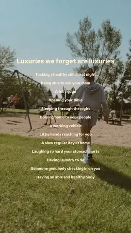 bethanyfontaine Instagram post about Gratitude for family