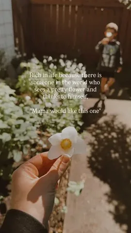 bethanyfontaine Instagram post about Gratitude for children