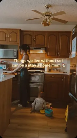 bethanyfontaine Instagram post about Stay at home motherhood