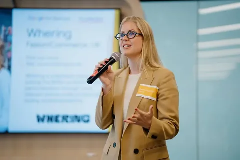 biancarangecroft Instagram post about Paris startup trip