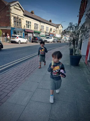bigturtlesmallowl Instagram post about Family outing