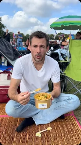 bigturtlesmallowl Instagram post about Khao soi gai