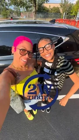 blissmariana Instagram post about Thrift shopping