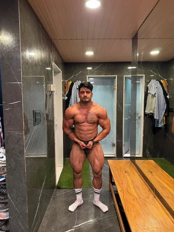 bodybuilding_alchemist Instagram post about Bodybuilding competition preparation