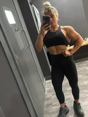 bodybyshannon Instagram post about Pull day workout
