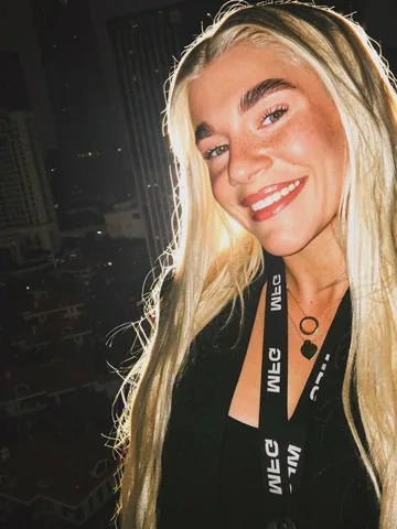 bodybyshannon Instagram post about Fitness business development