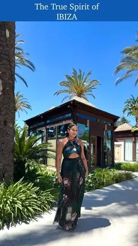 bonnierakhit Instagram post about Ibiza nightlife