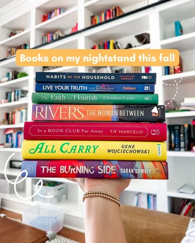 bookcasebeauty Instagram post about Christian book recommendations