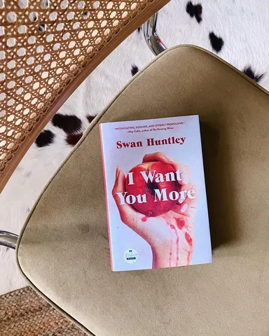 bookishmadeleine Instagram post about Book discussion