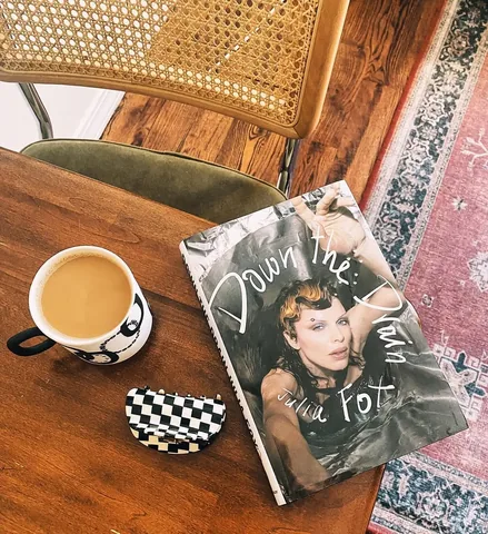 bookishmadeleine Instagram post about Book review