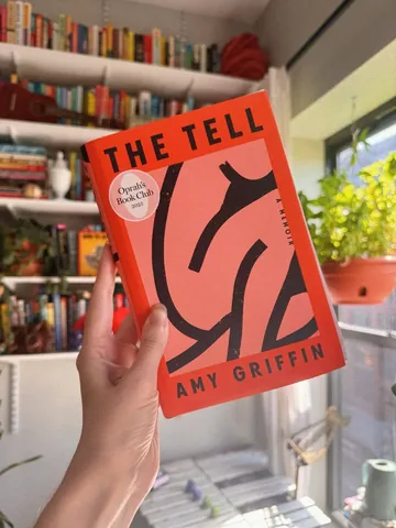 bookishmadeleine Instagram post about Book review