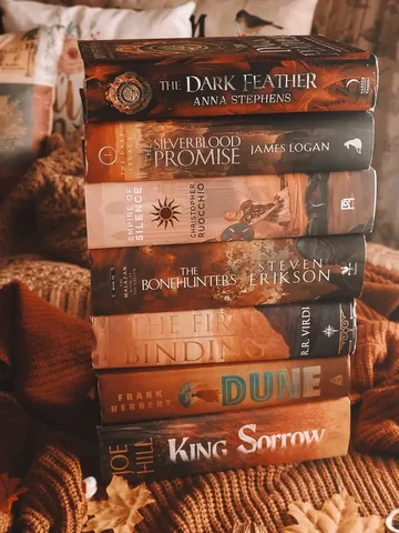 bookish_mai Instagram post about Themed book stack