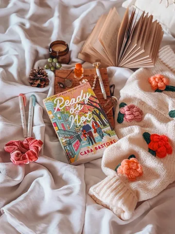 booknerdbecky Instagram post about Reading and weekend plans