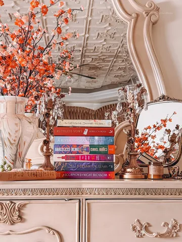 booknerdbecky Instagram post about Current reading discussion