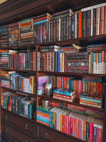 booknerdbecky Instagram post about Book edition appreciation