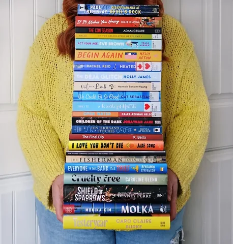 booksandlala Instagram post about Monthly reading roundup