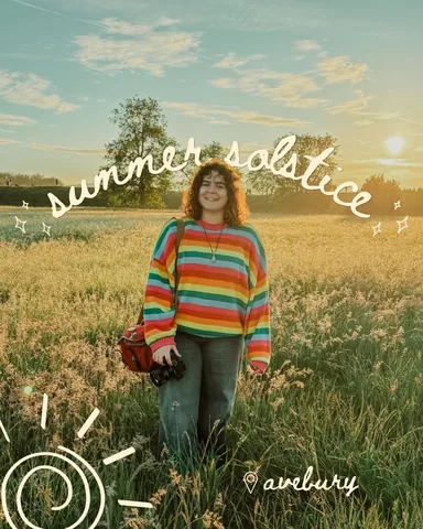booksnest Instagram post about Summer solstice at Avebury