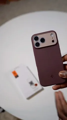 booredatwork Instagram post about Smartphone case showcase