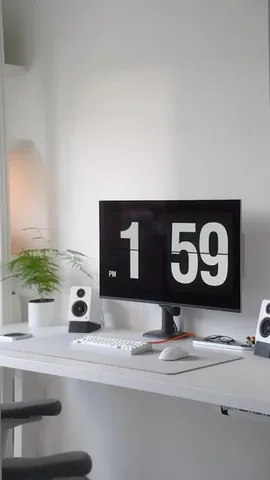 borisgtech Instagram post about Screensaver