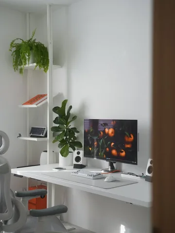 borisgtech Instagram post about Home office setup