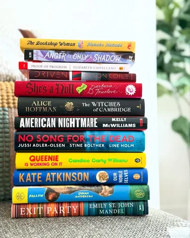 Carrie | Boston Book Fanatic Instagram post thumbnail