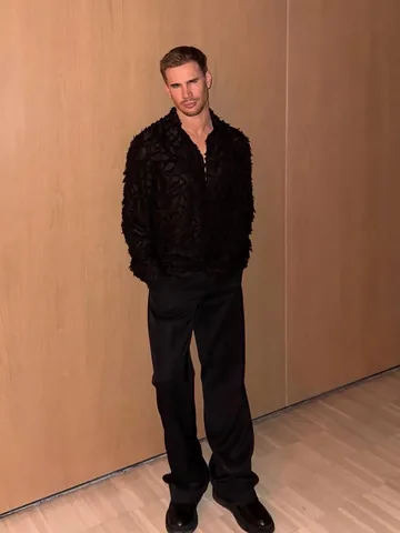 bradmondonyc Instagram post about Personal expression