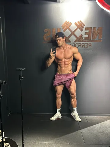brandonsstarr Instagram post about Competition preparation