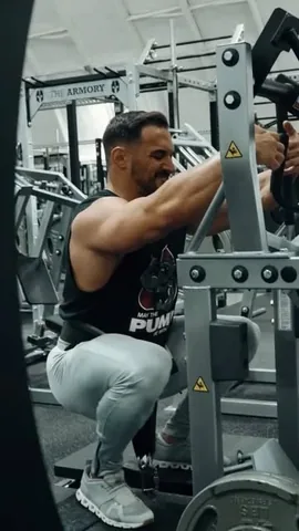 briandecosta Instagram post about Training to failure