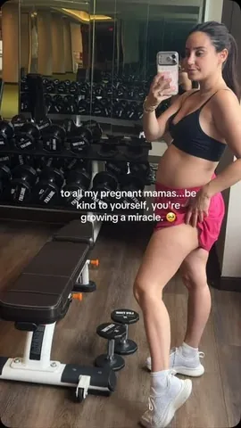 briannajoye_fitness Instagram post about Pregnancy body image