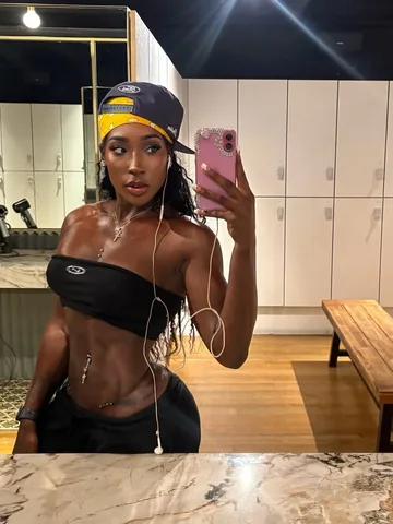 brittnebabe Instagram post about Personality and self image
