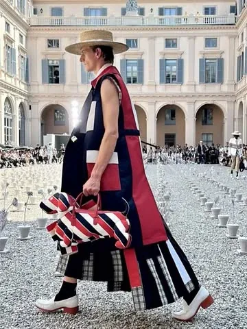 brucepask Instagram post about Fashion collection review