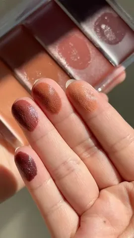 budgetbeautydiary Instagram post about Cream cheek and lip palette